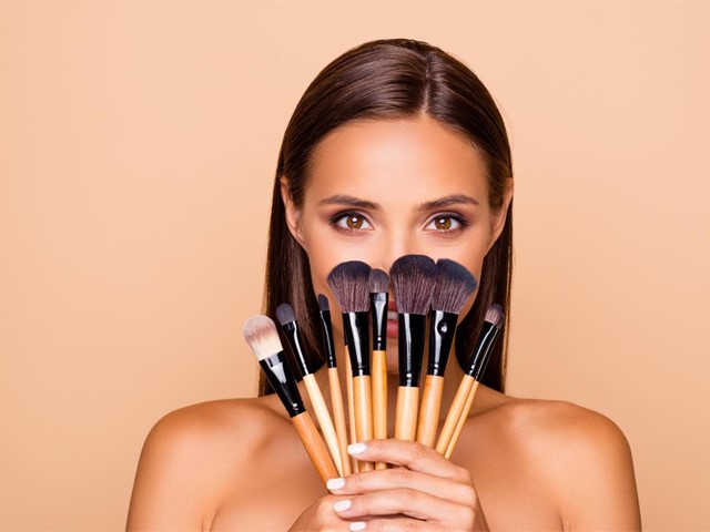 ¿Cómo maquillarte para resaltar tu bronceado?