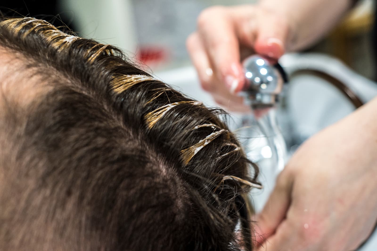 Expertos en barbería y coloración